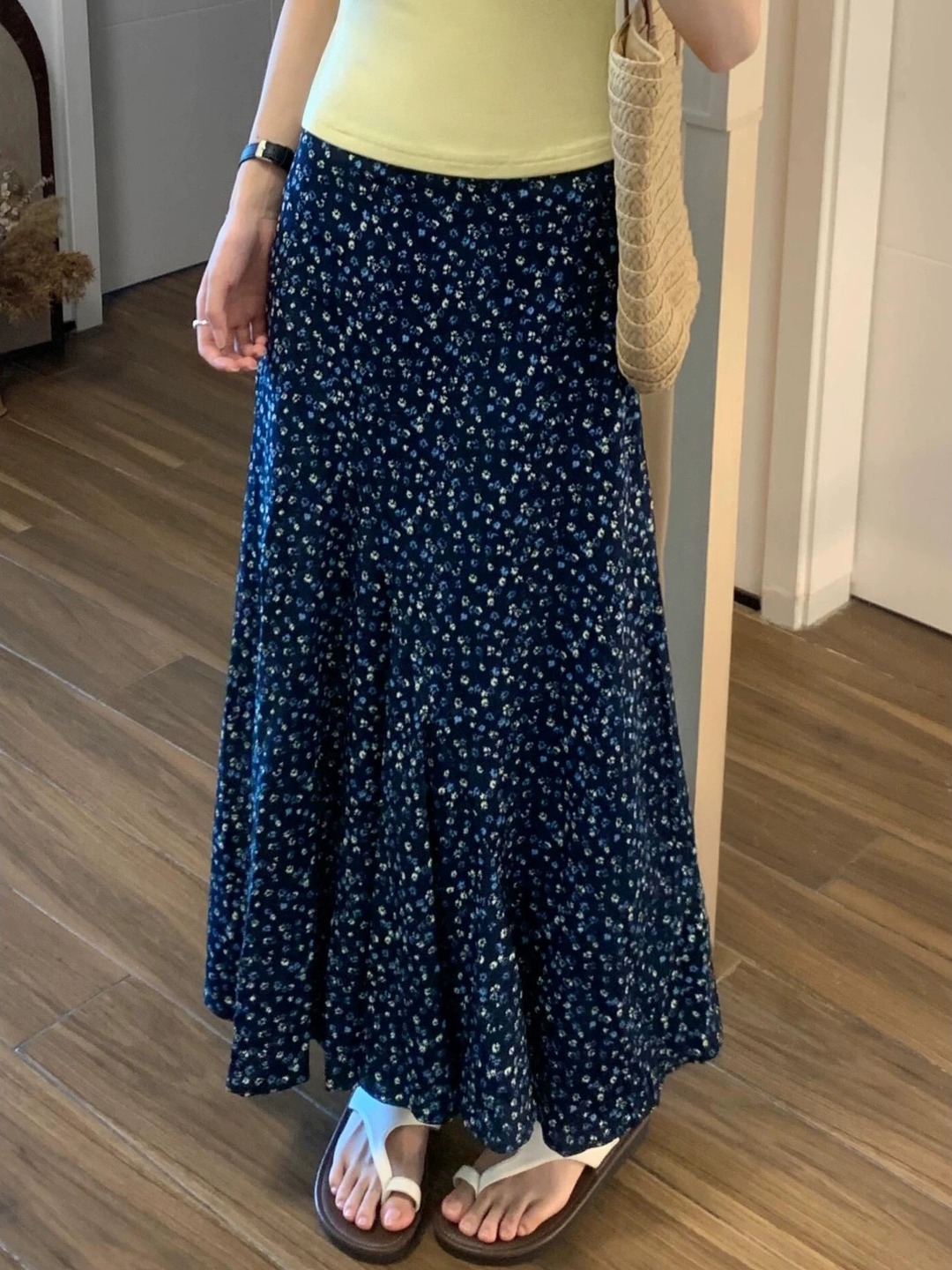 Юбка миди А-силуэта больших ра – обзор и цена Midi Skirt Floral